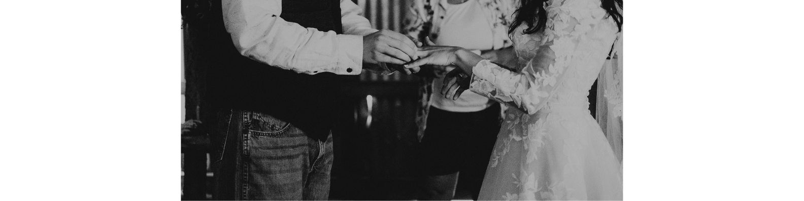 Welcome to Wedding Season – Make Your Wedding Shine with Iron Décor