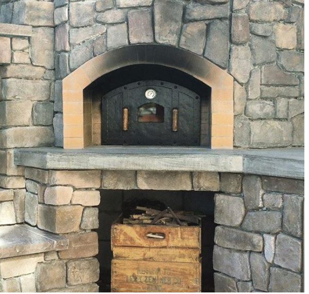 Backyard Pizza Parties: How a Pizza Oven Door Elevates the Experience