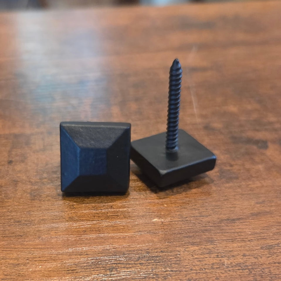 3/4" Pyramid Head Decorative Screw
