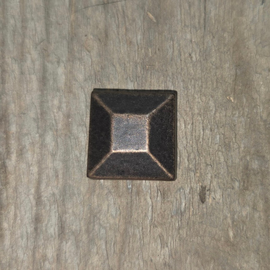 3/4" Pyramid Head Decorative Screw