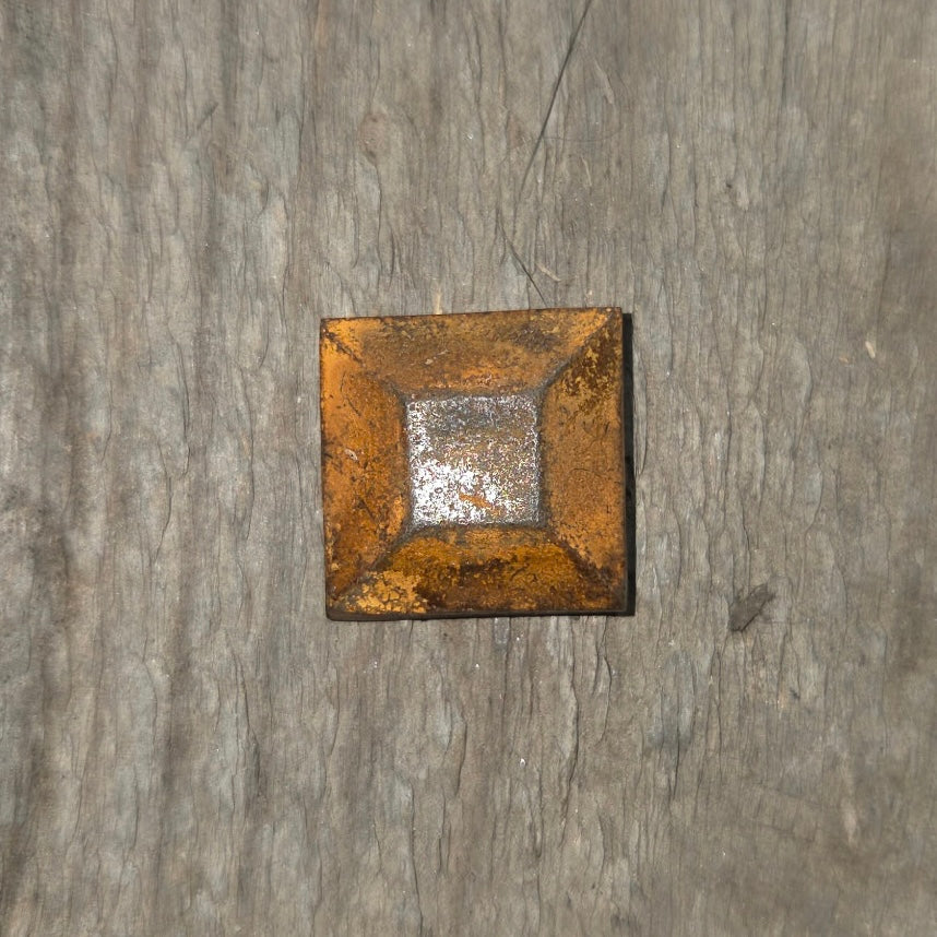 3/4" Pyramid Head Decorative Screw