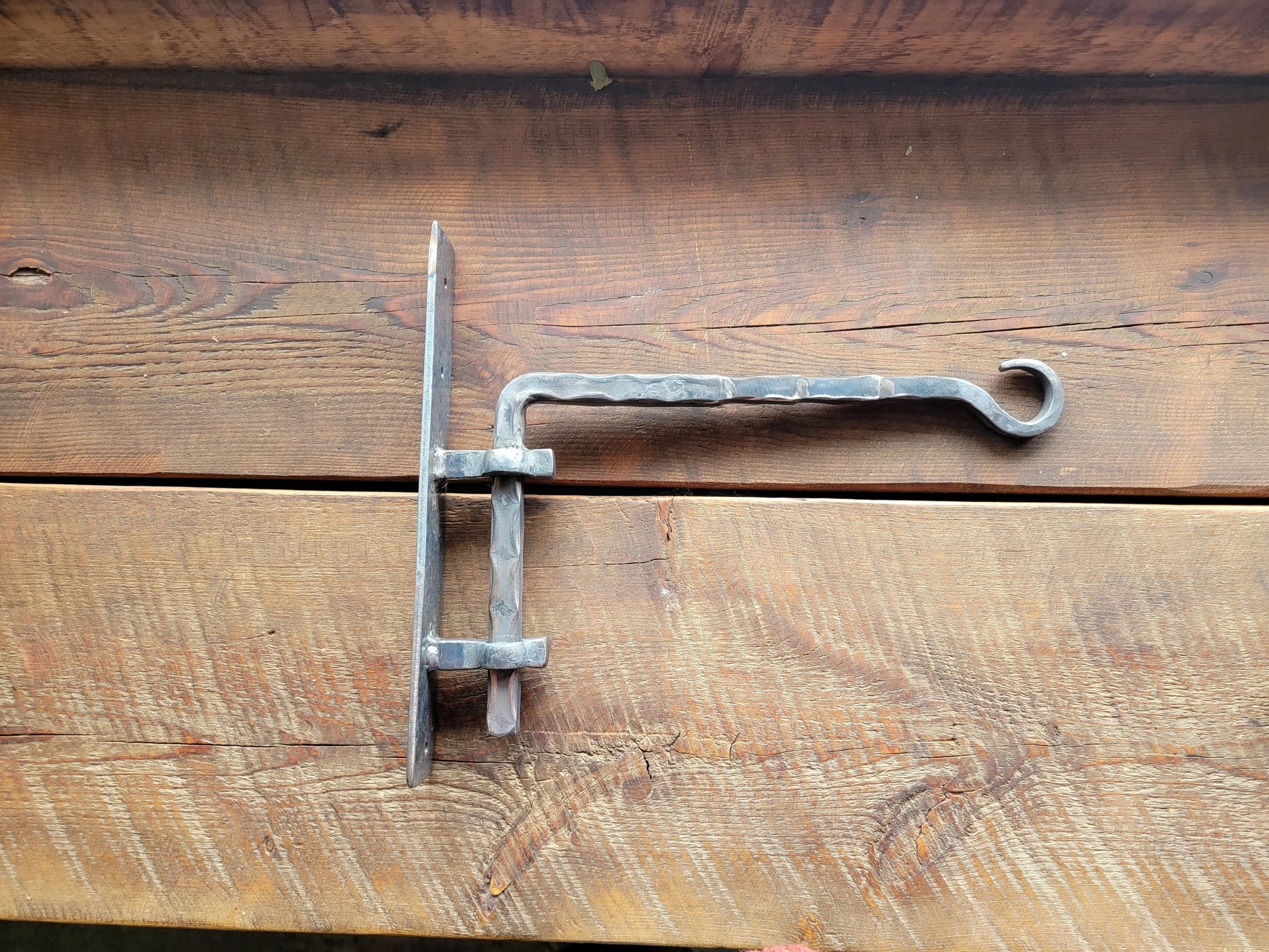 Organisation de stockage de cintres pour plantes en métal forgé à la main Cintres décoratifs pour intérieur et extérieur avec crochet martelé pour crochets et luminaires