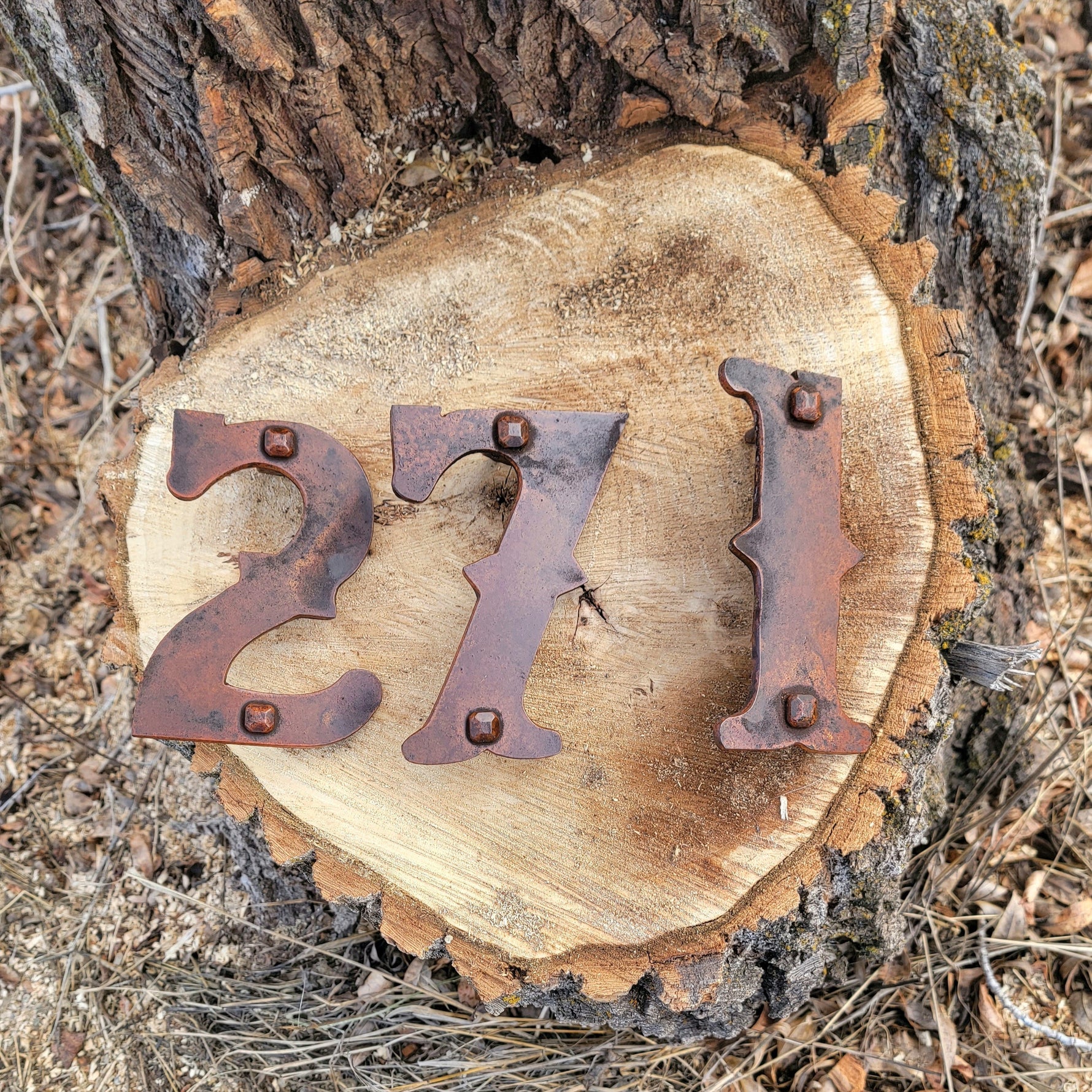 Chiffres et lettres de l'ancien fer occidental