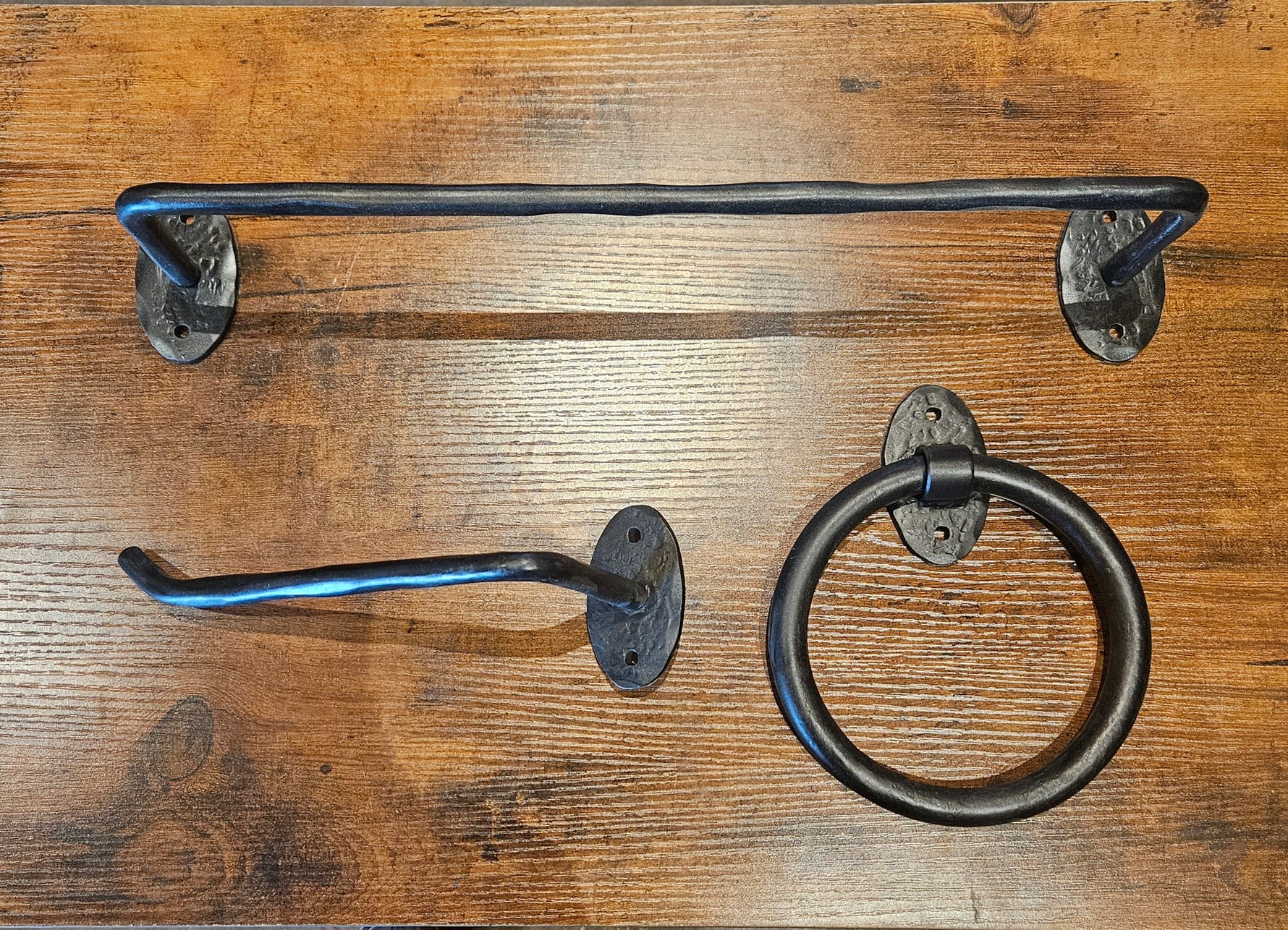 Hammered Iron Bath Hardware - Oval Backplates