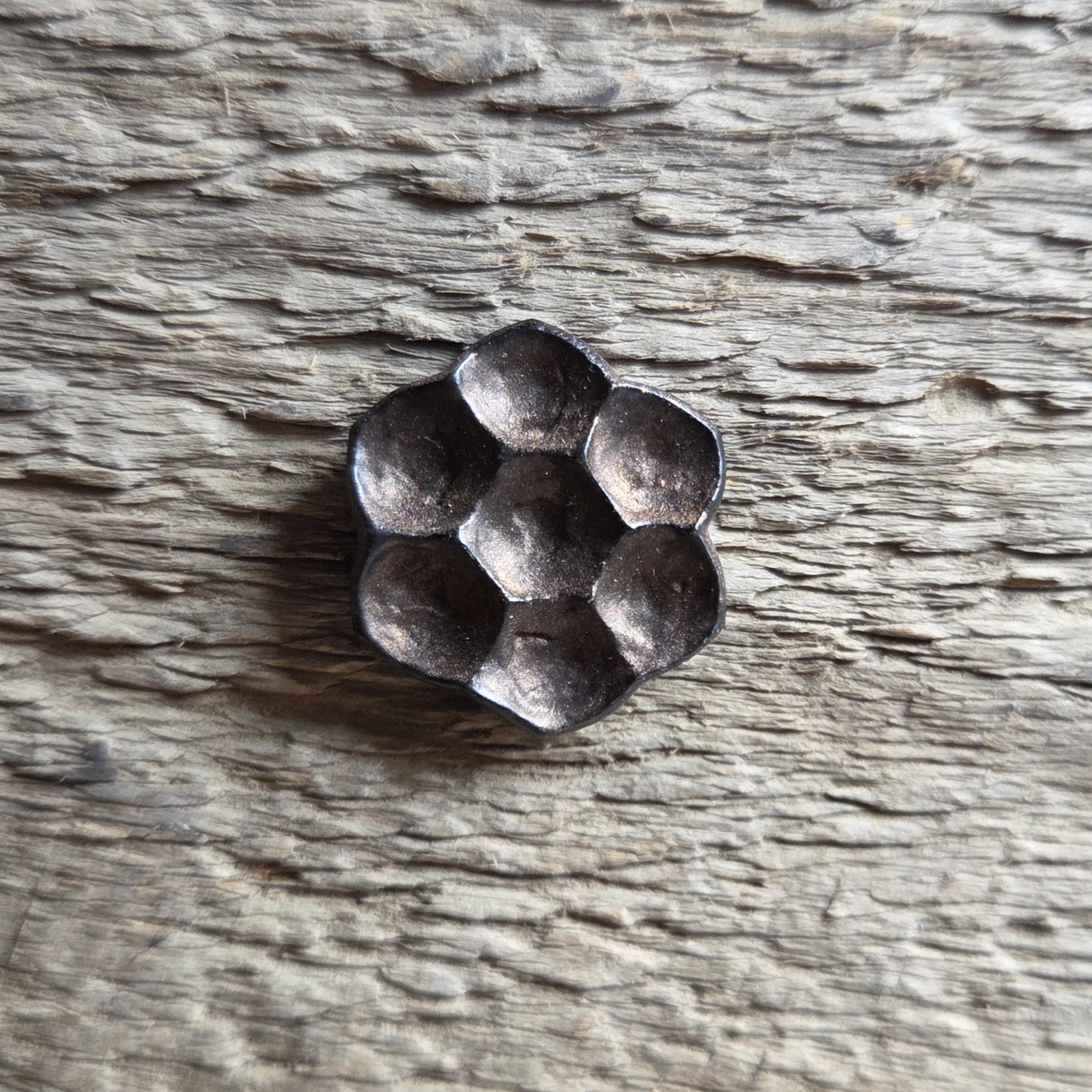 3/8" Dia. Flower Head Bolt