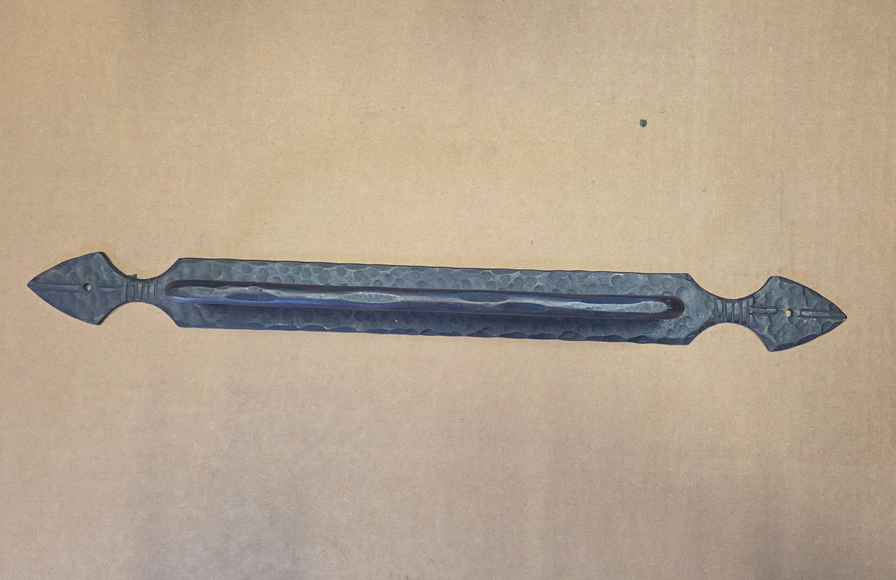 IN STOCK Authentic Arrowhead Iron Towel Rack