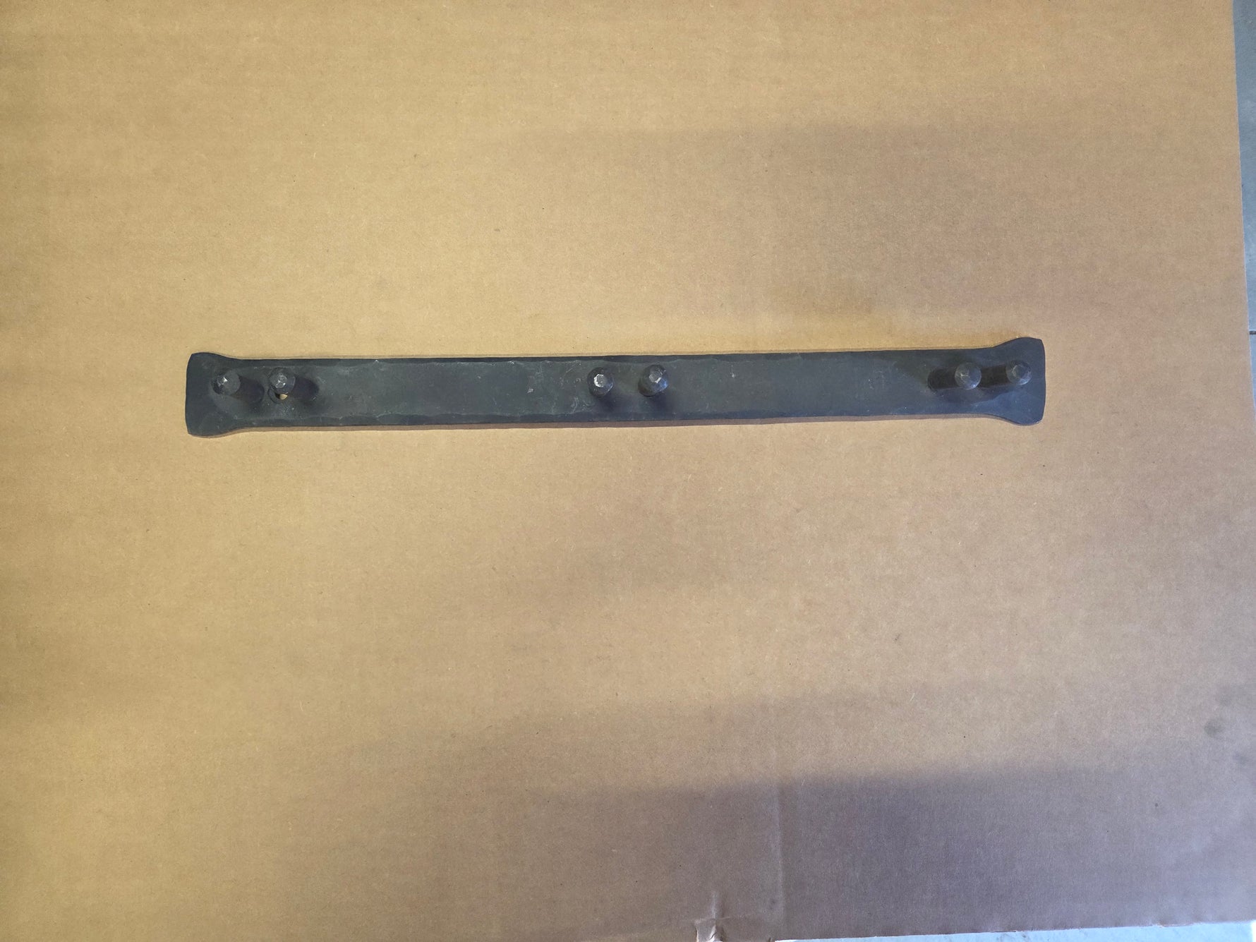 IN STOCK Six-Peg Wall Hook