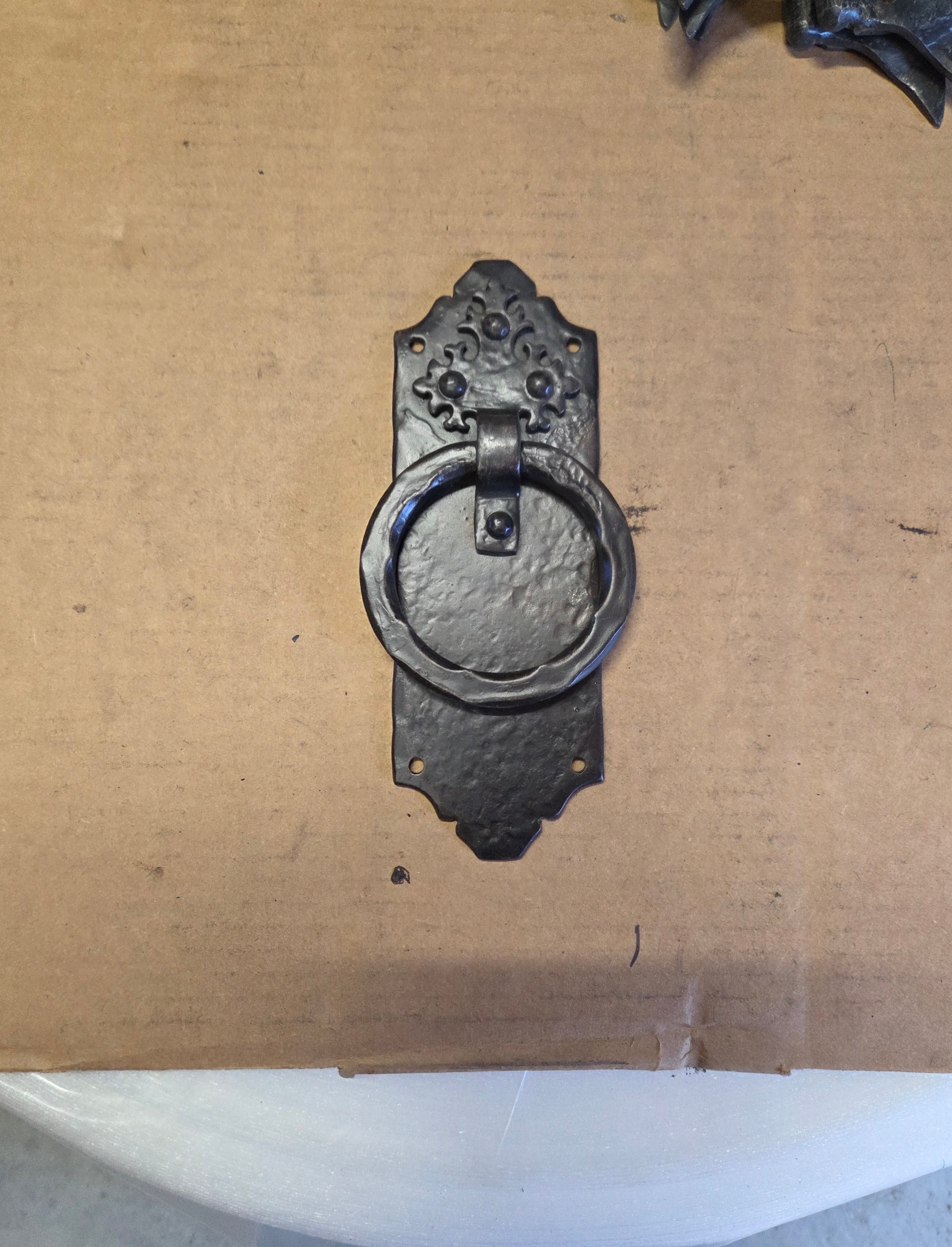 IN STOCK Romantic Iron Door Knocker