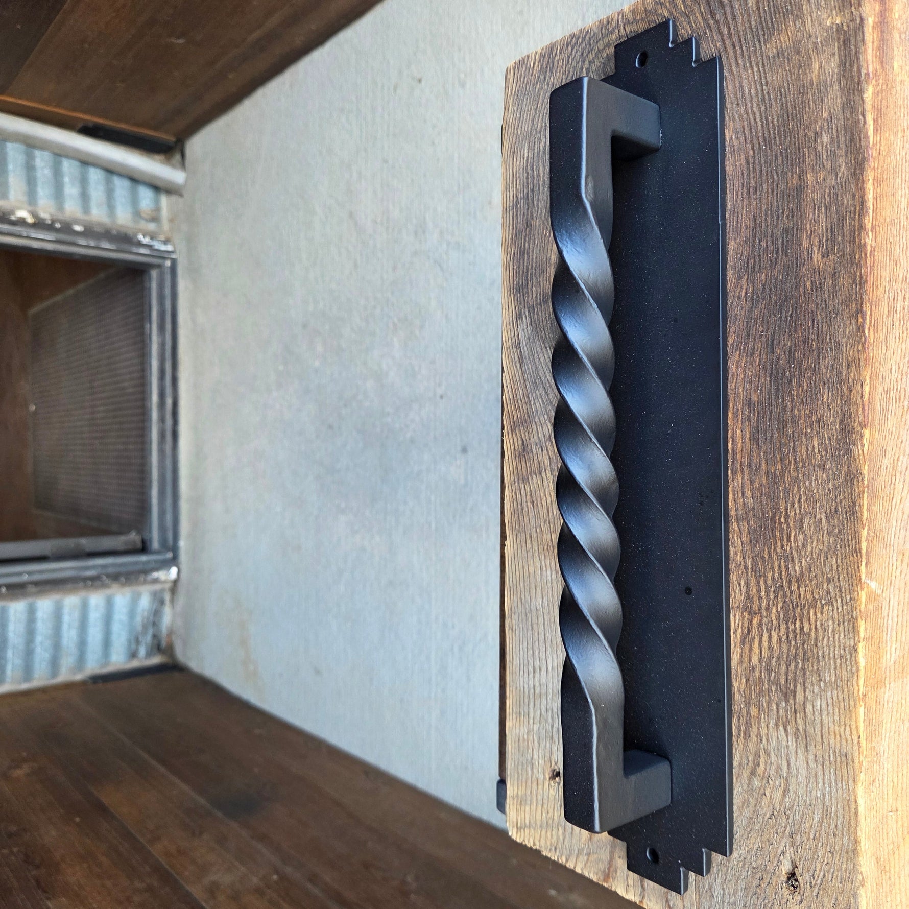 Santa Fe Iron Door Pull