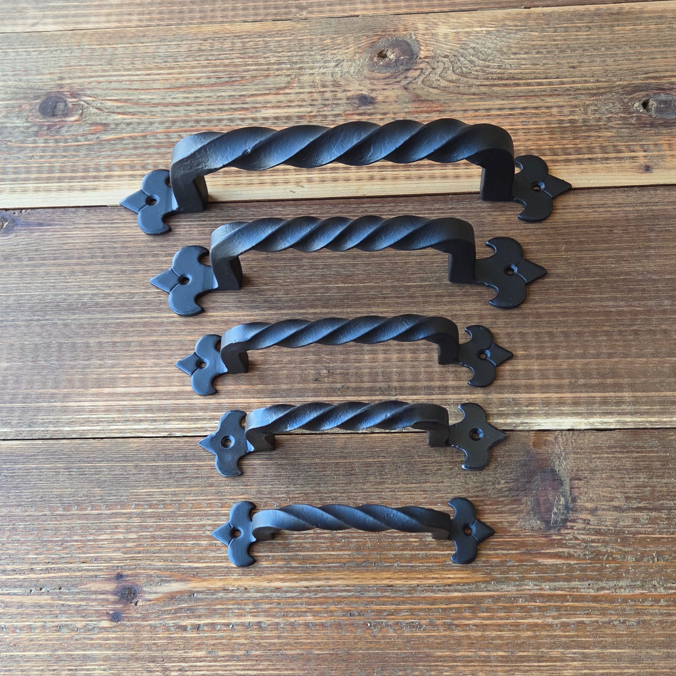 Egyptian Fleur De Lis Cabinet Handle