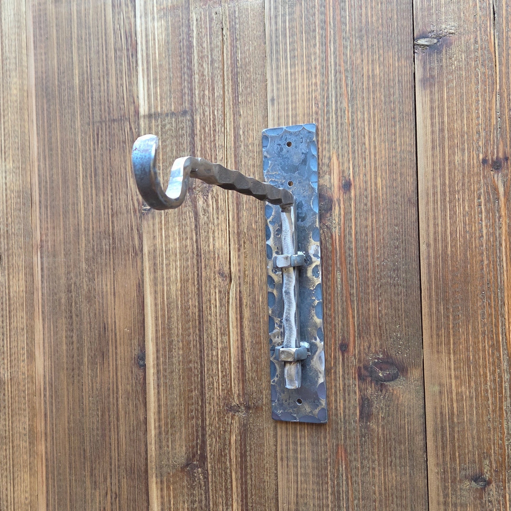 Organisation de stockage de cintres pour plantes en métal forgé à la main Cintres décoratifs pour intérieur et extérieur avec crochet martelé pour crochets et luminaires