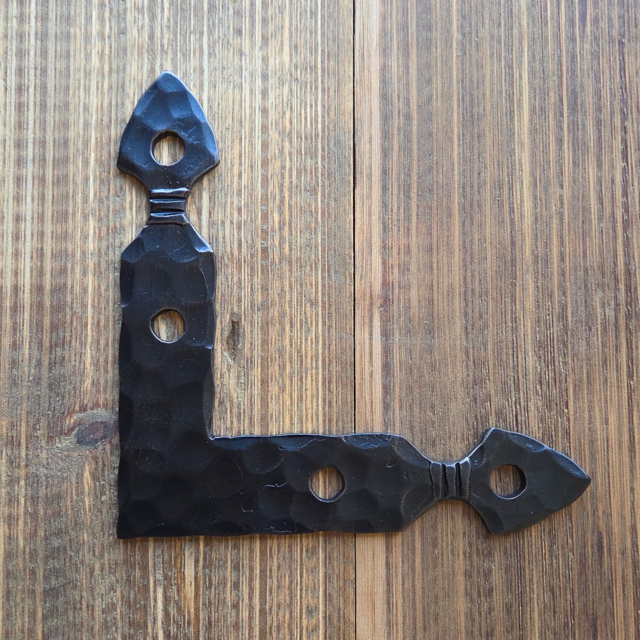 Authentic Arrowhead Iron "L" Plate