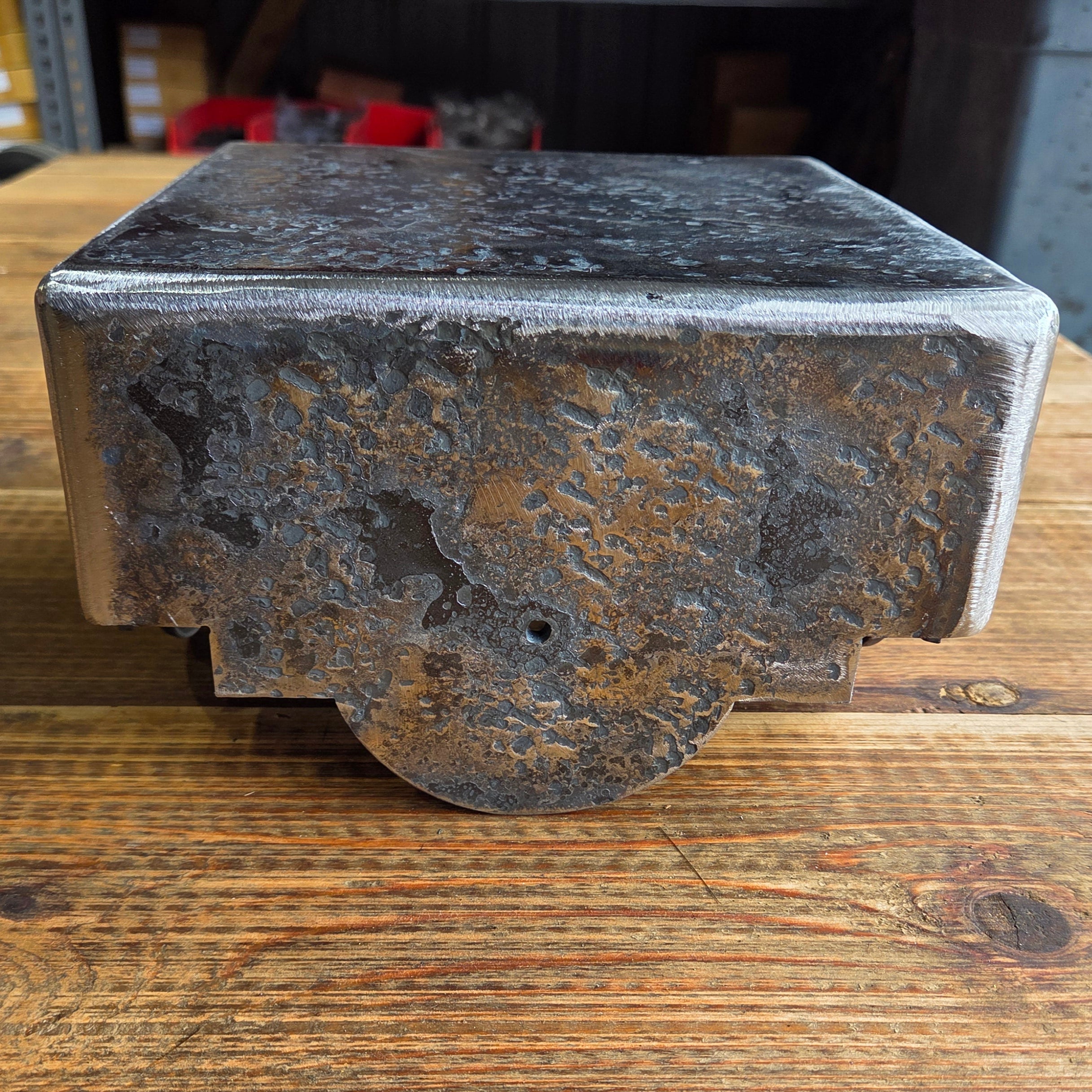 Colonial Iron Post Cap