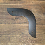 Plato "L" de hierro toscano