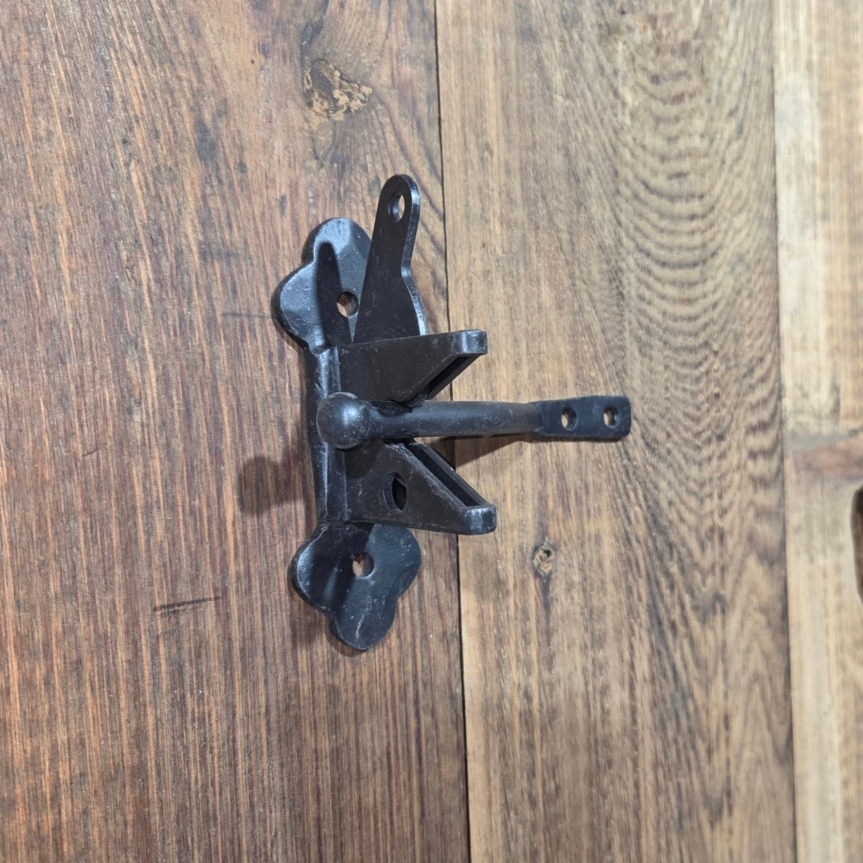 Mediterranean Gravity Gate Latch