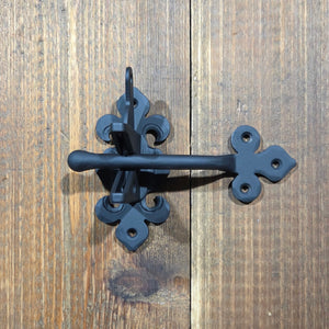 Dunmow Crest Gravity Gate Latch - Raw/Unfinished