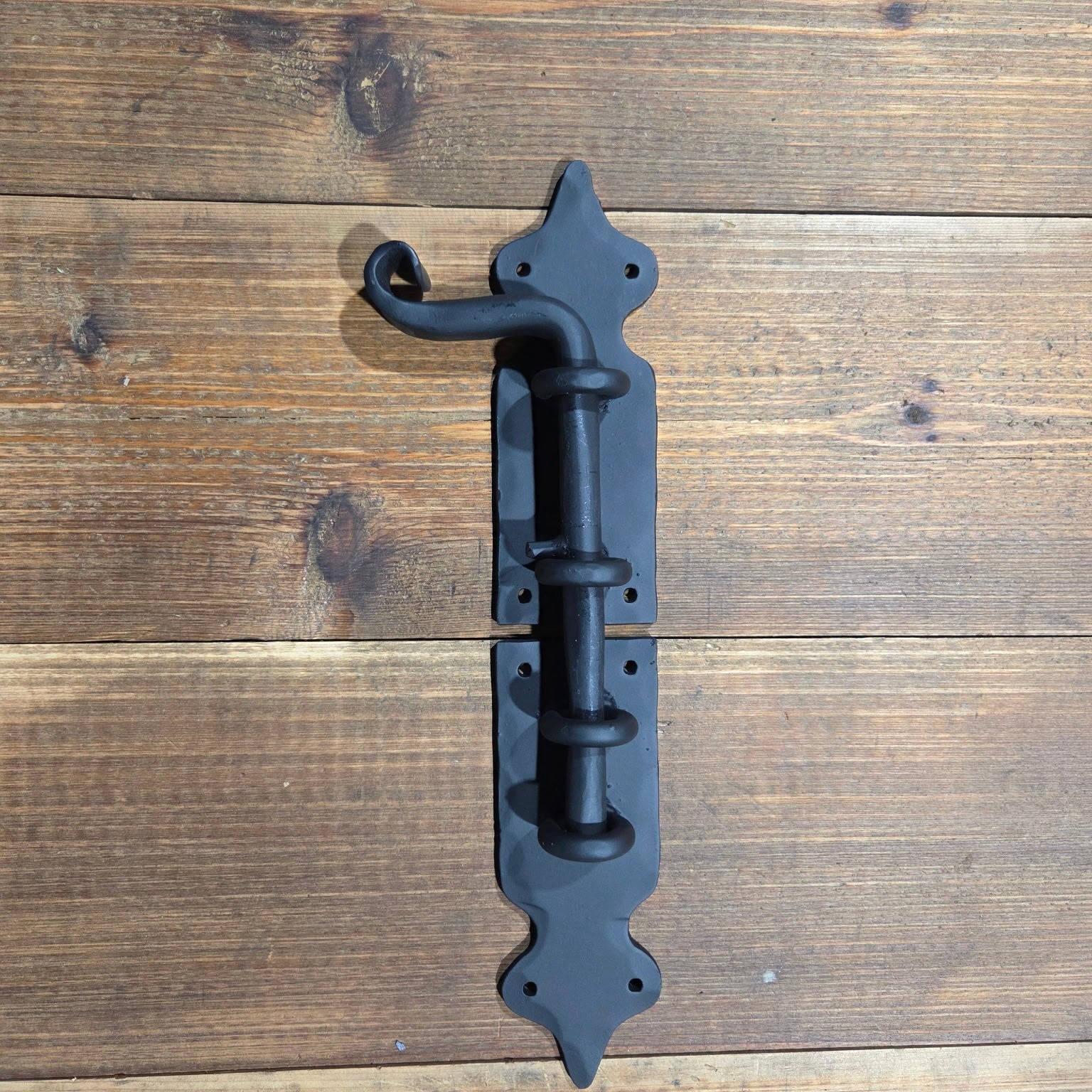 Pestillo deslizante de hierro de transición