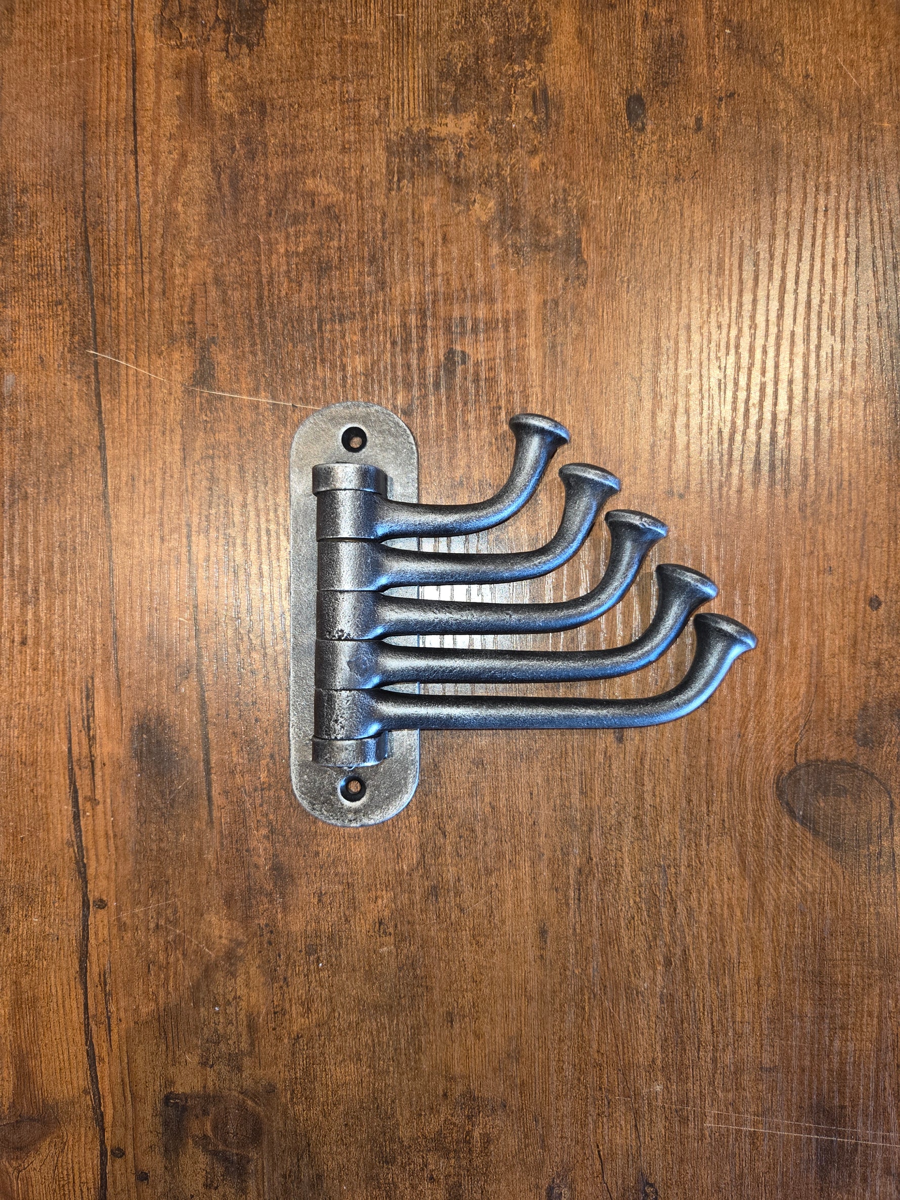 Hand Forged 5 Arm Iron Swivel Hook