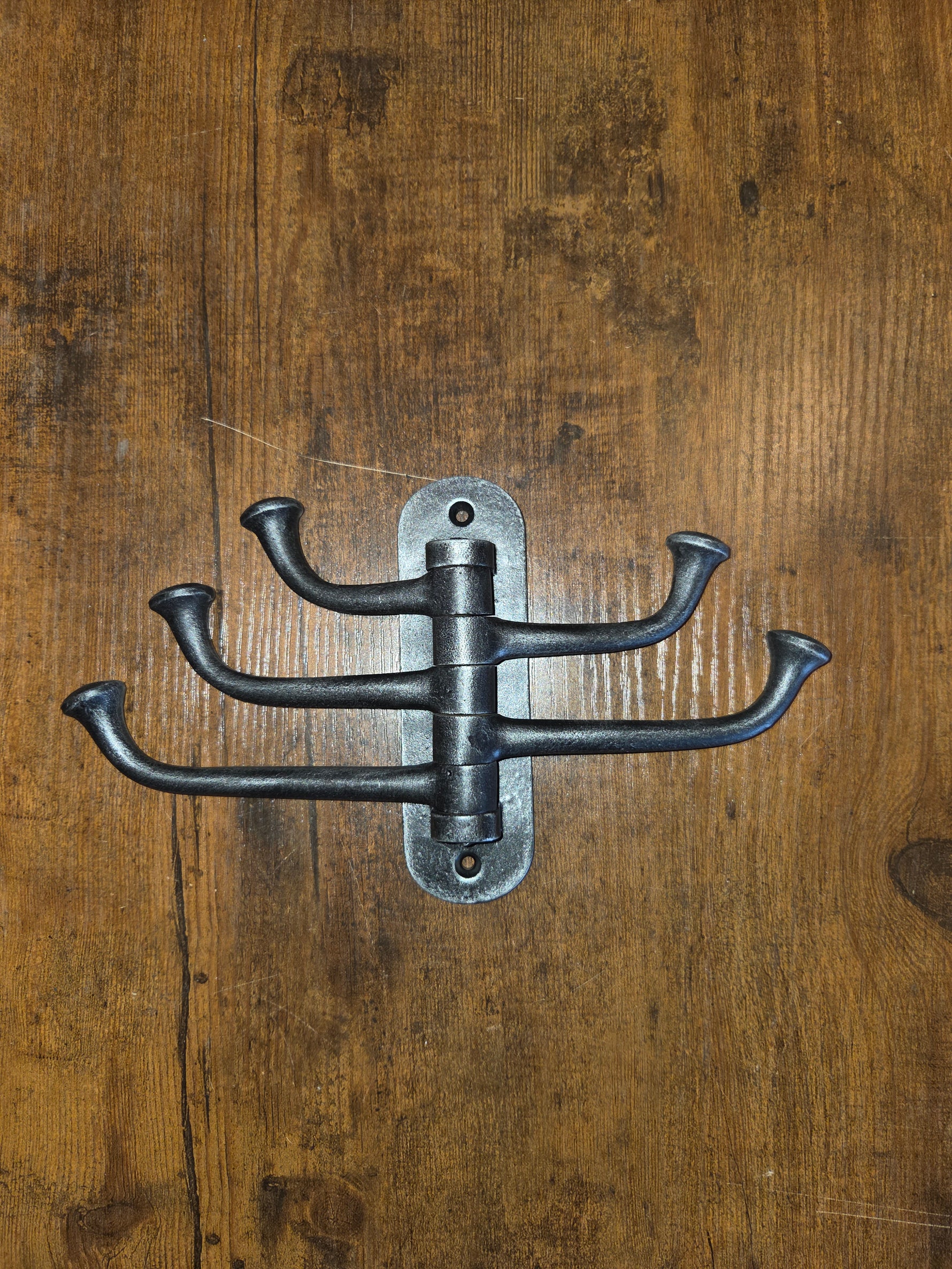 Hand Forged 5 Arm Iron Swivel Hook