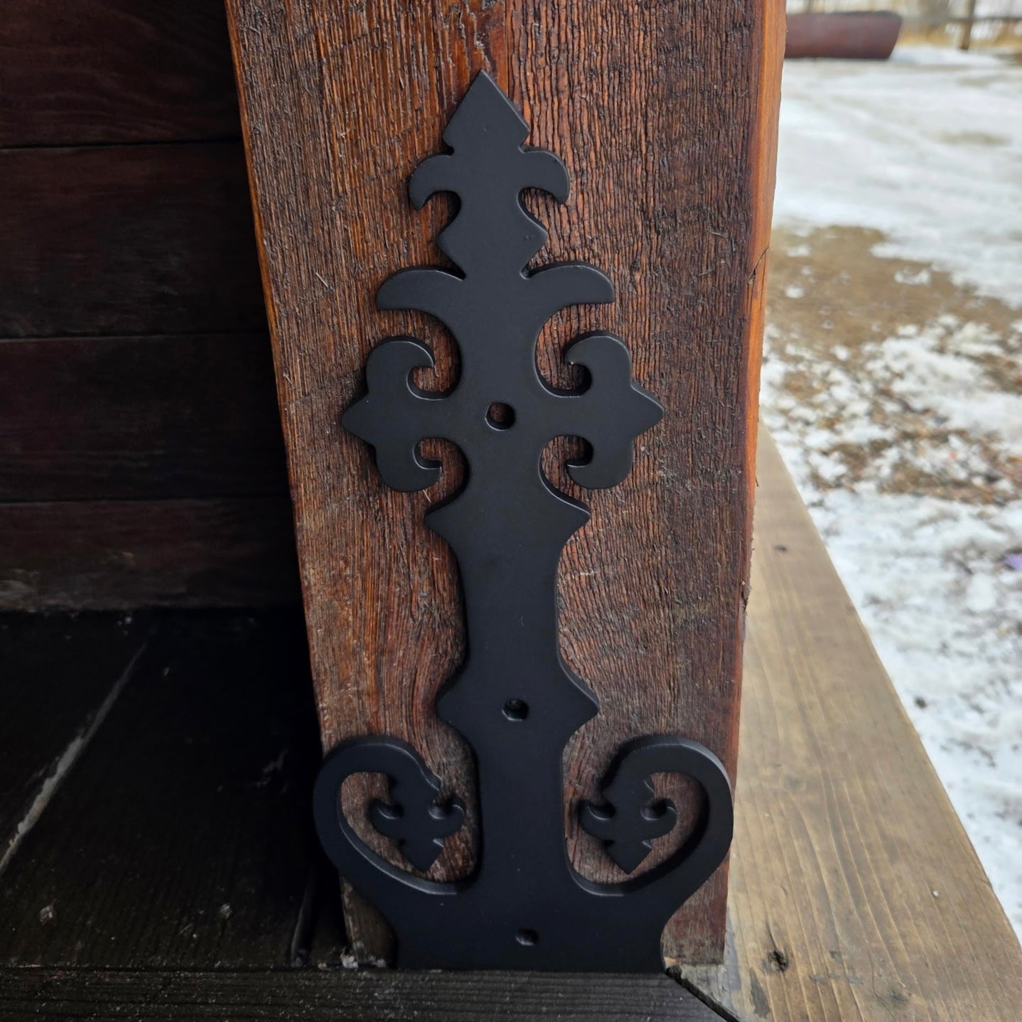 Base de poteau affleurante en fer Renaissance