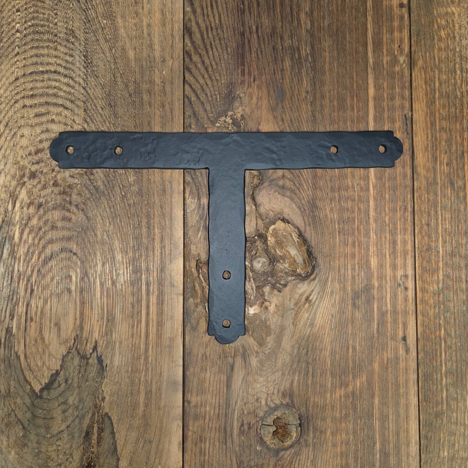 IN STOCK Colonial "T" Strap 10" x 6"