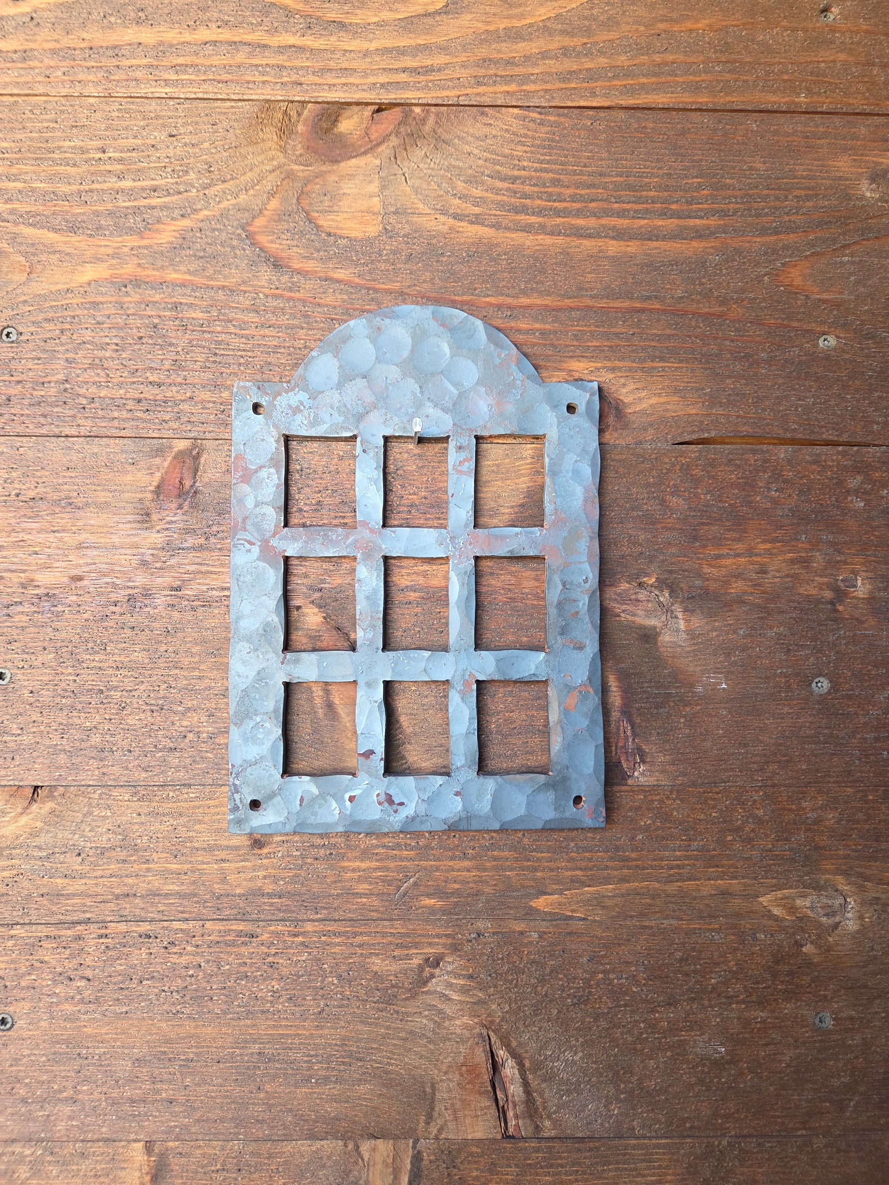 In Stock Colonial Iron Speakeasy Grill