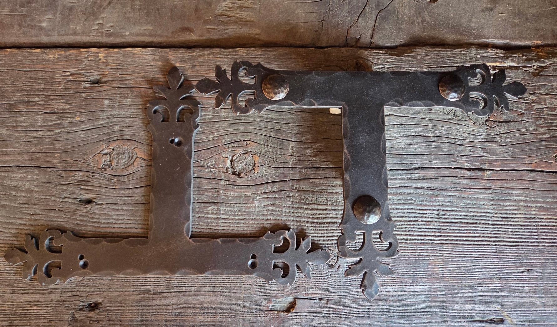 IN STOCK - Roman Acanthus Iron T Face Plate, Oil Rubbed Bronze