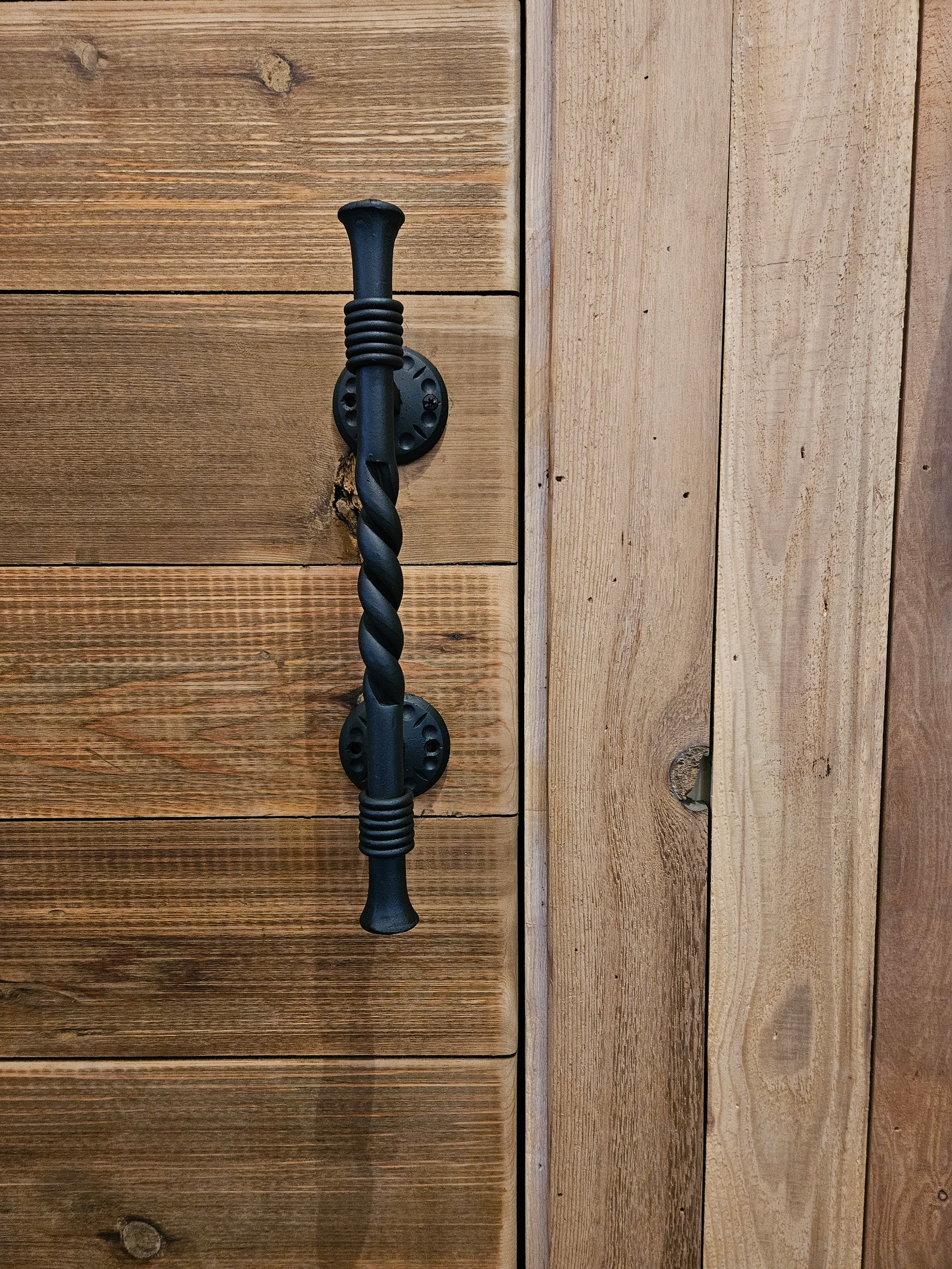 German Castle Iron Door Pull