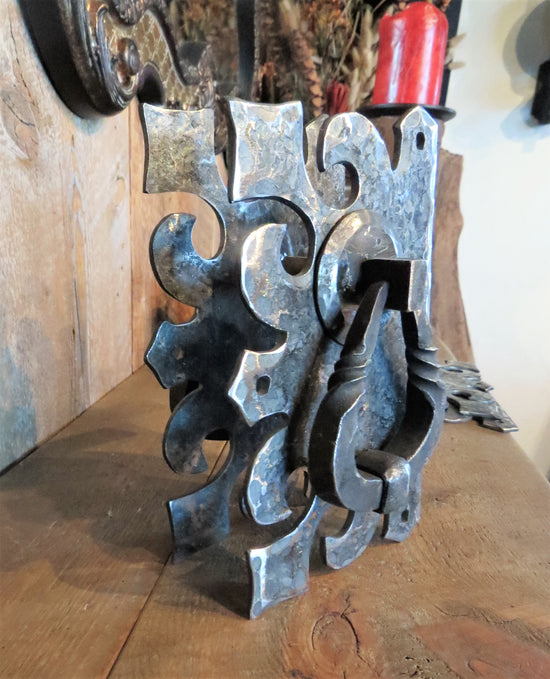 Romanesque Iron Latch for double Door