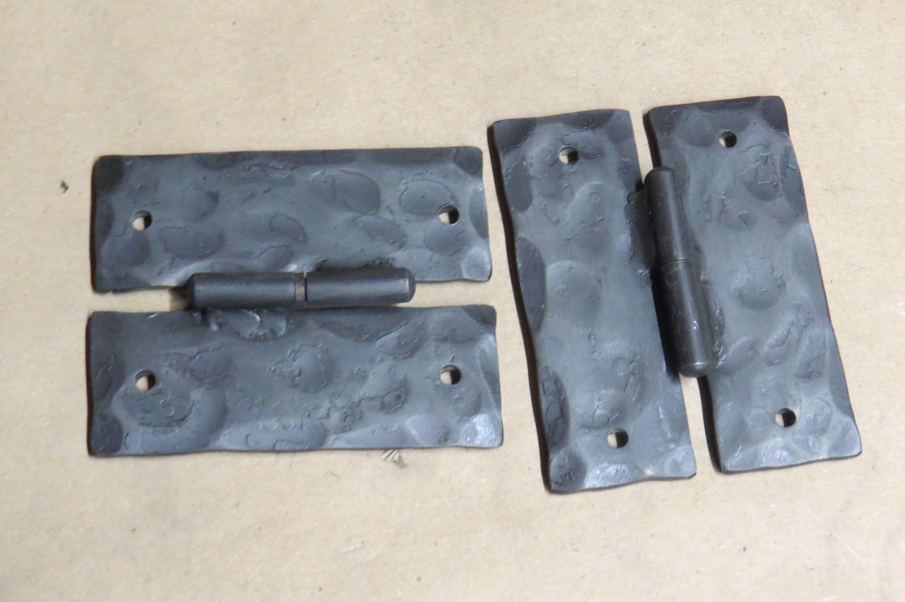 IN STOCK Plain Straight Iron Hinge