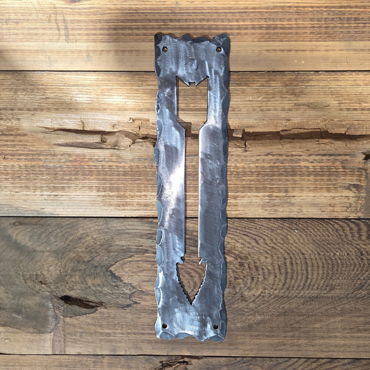 Rustic Arrow Wall Sign – Old West Iron