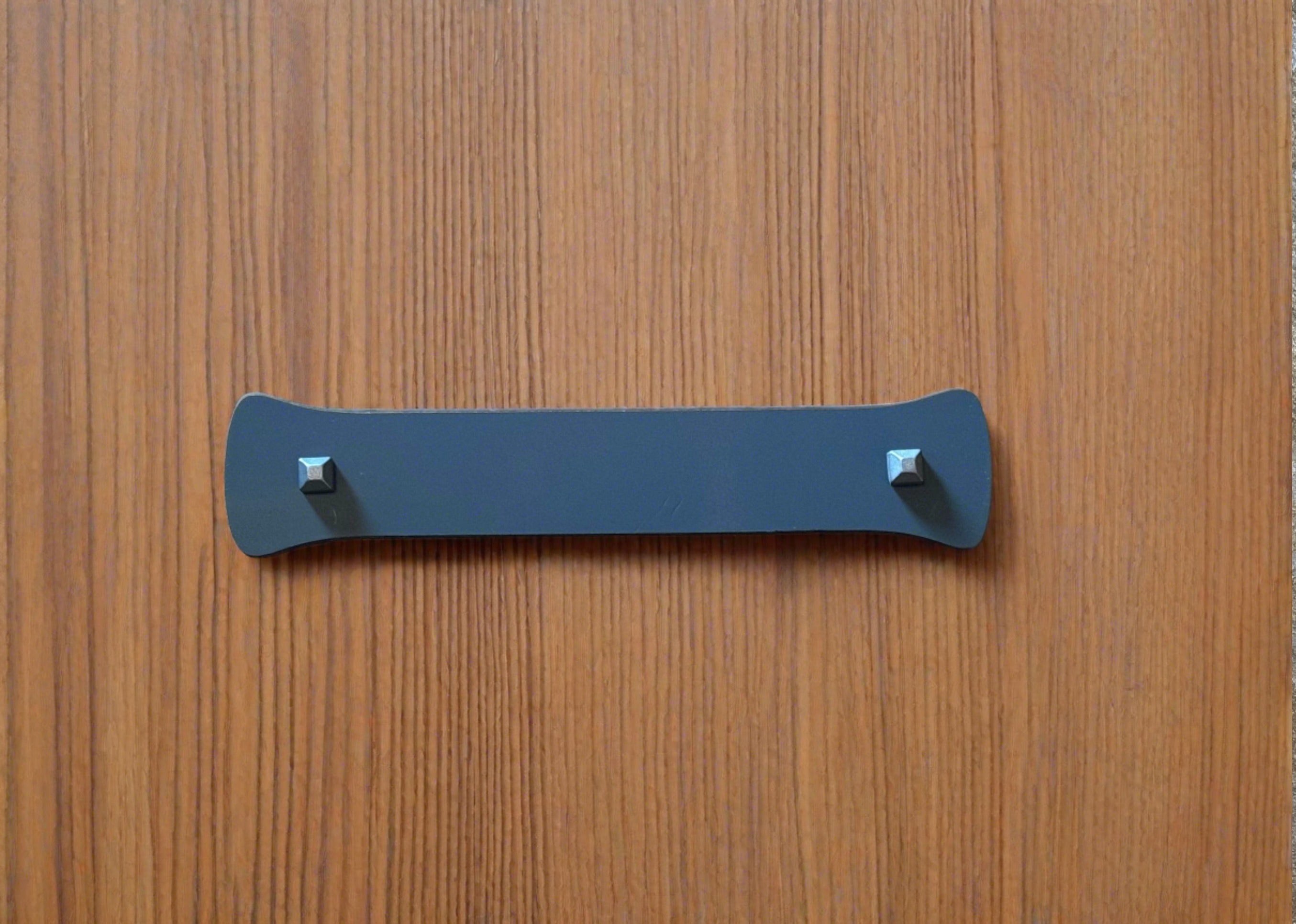 Traditional Tuscan Iron Straight Plate