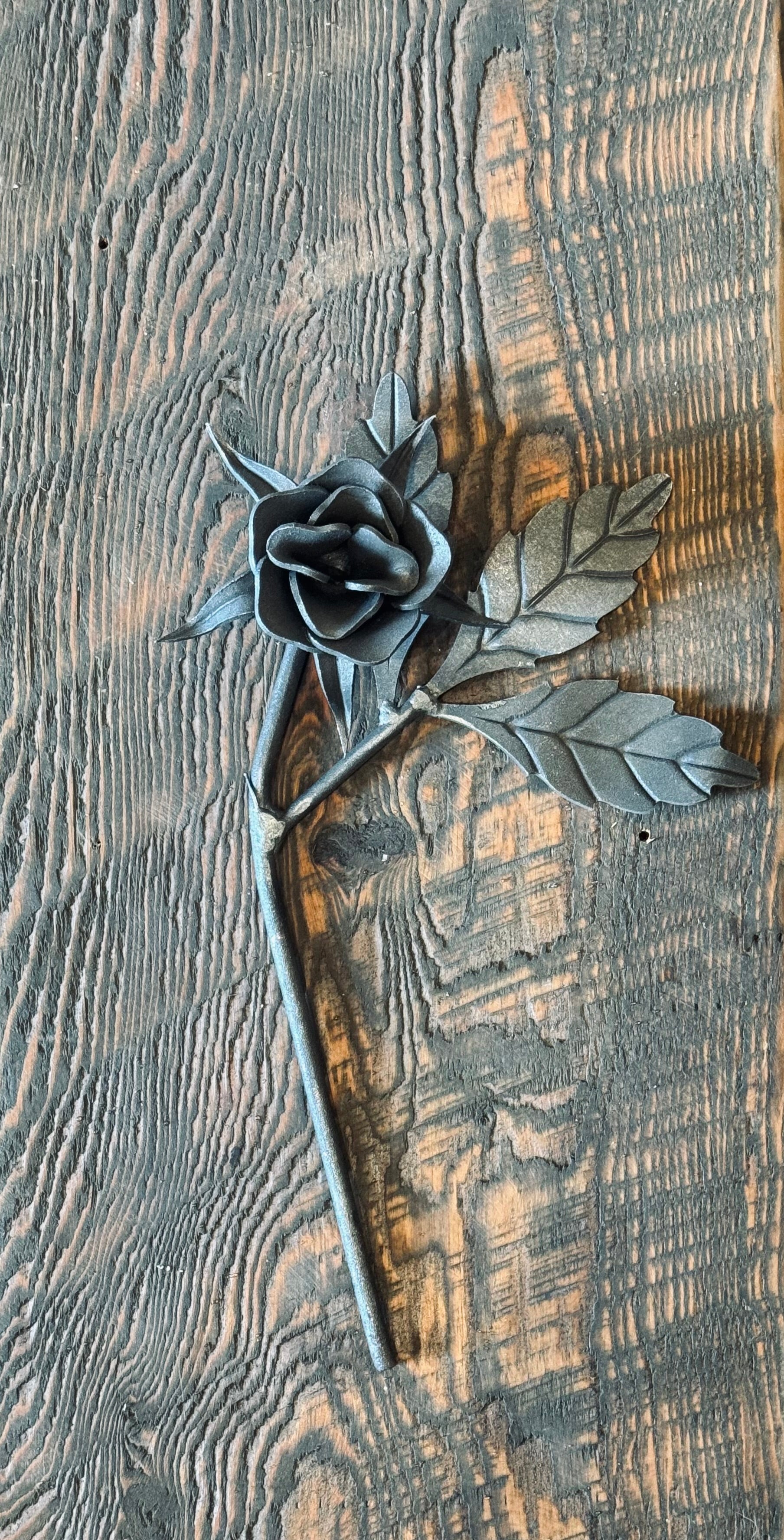 Classic Long Stem Iron Blooming Rose Decor