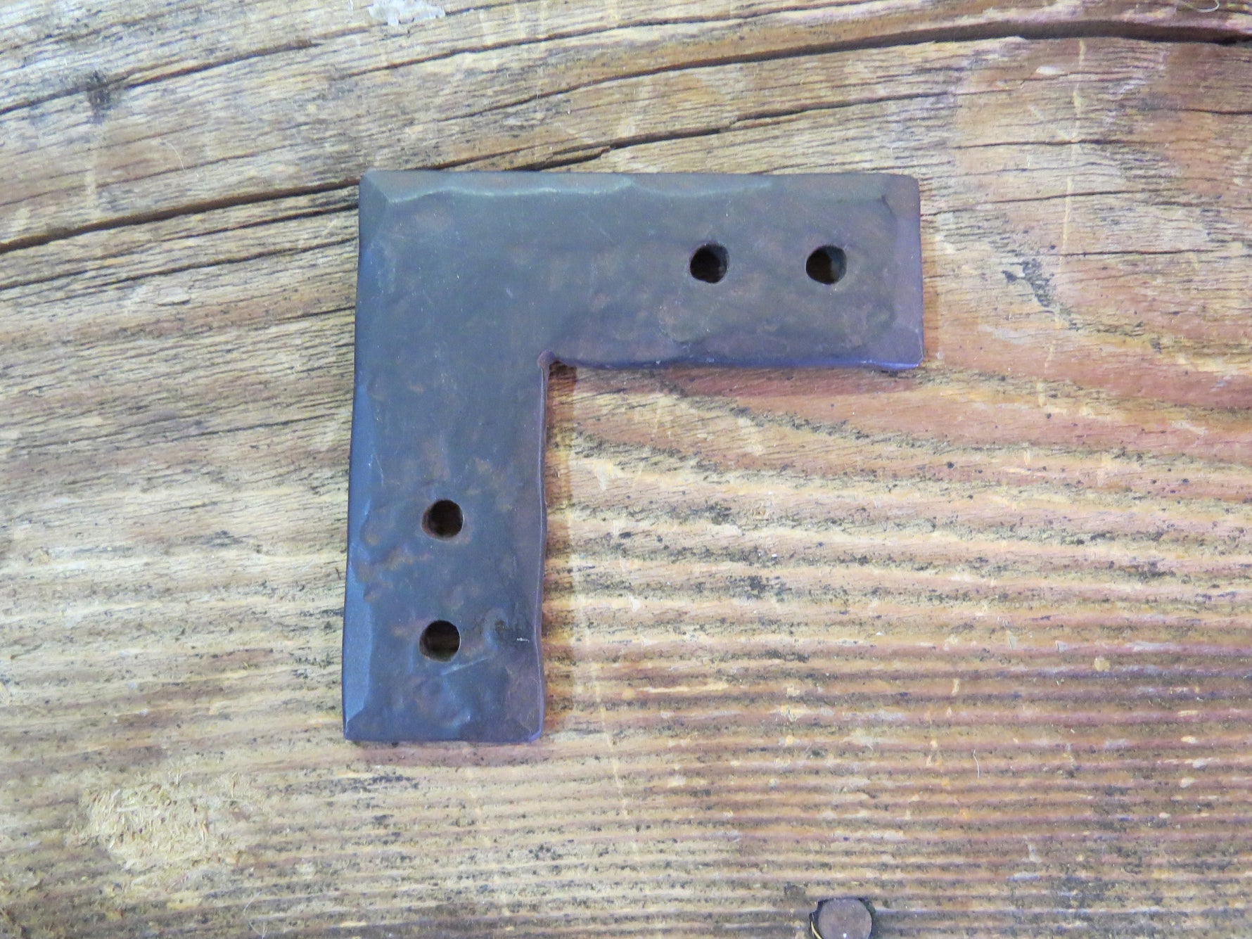 Sangle en "L" en fer droit uni