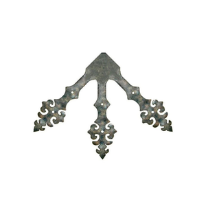 Renaissance Iron Ridge Center Plate - 8" x 8"