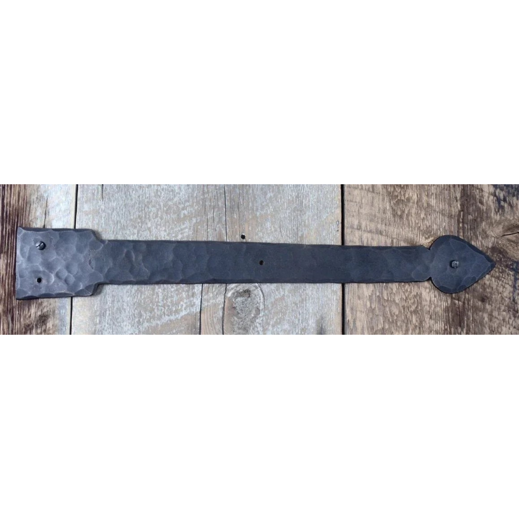 Sangle de charnière en fer forgé Tudor