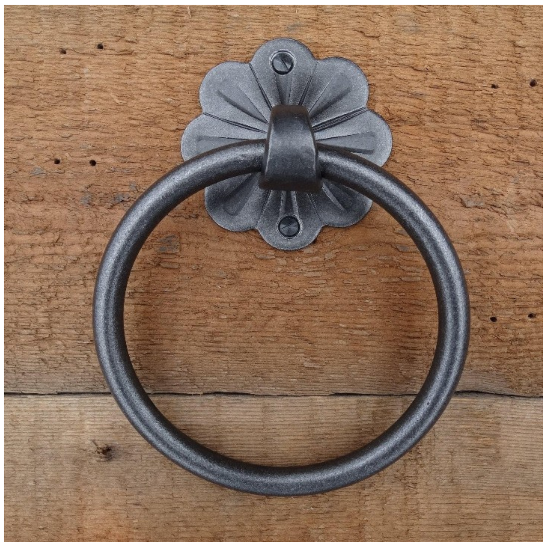 Iron Bathroom Set of 3 Victorian Style