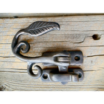 Pestillo de hierro de castillo inglés antiguo