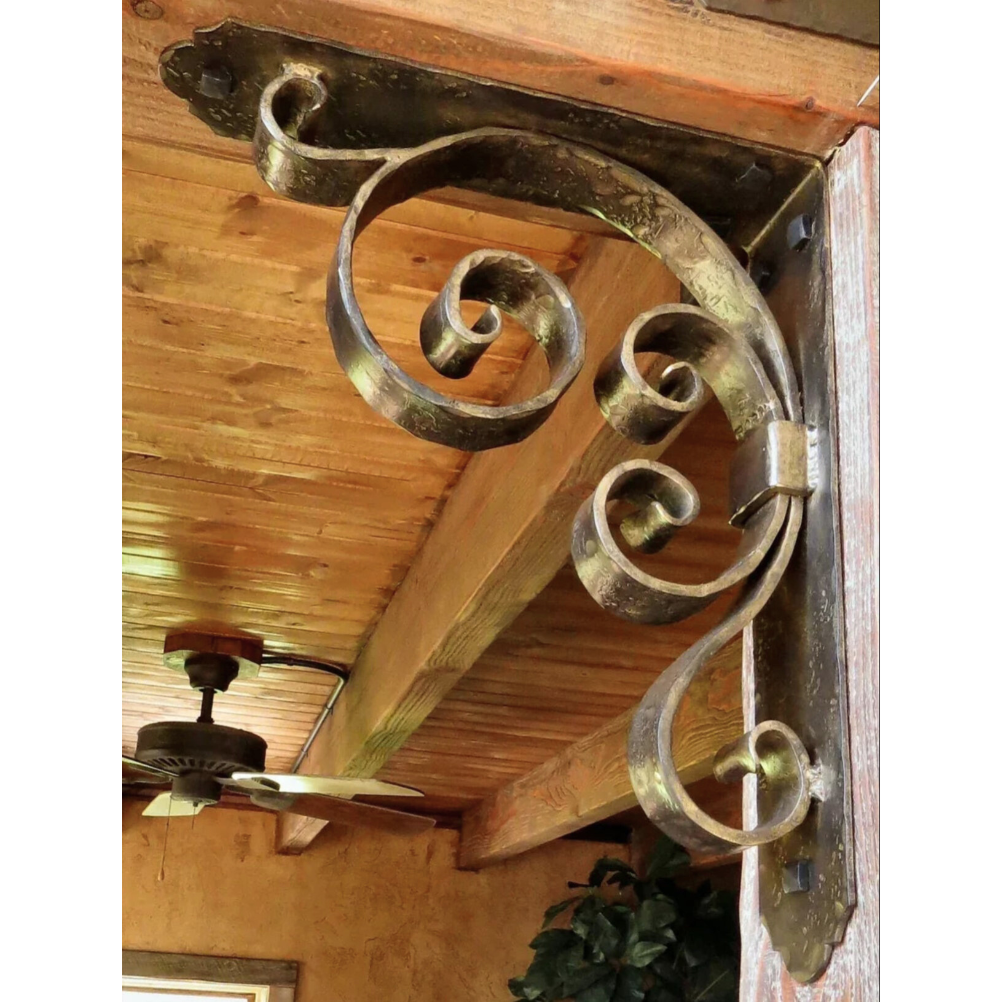 Gothic Cathedral Iron Corbel