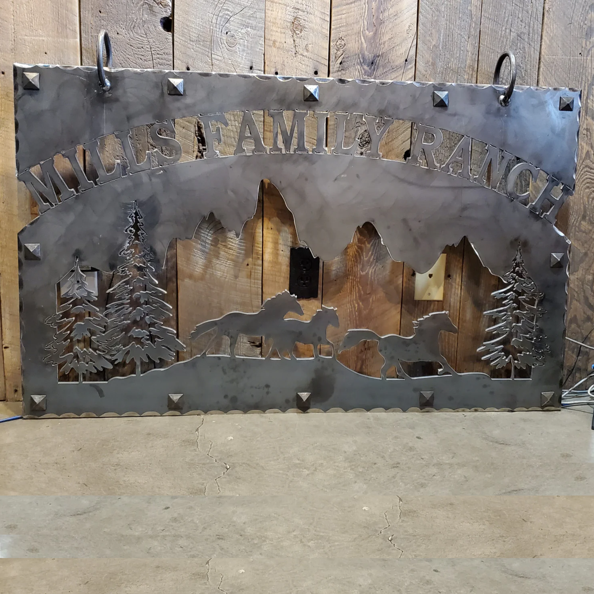 Letrero de Western Iron Ranch