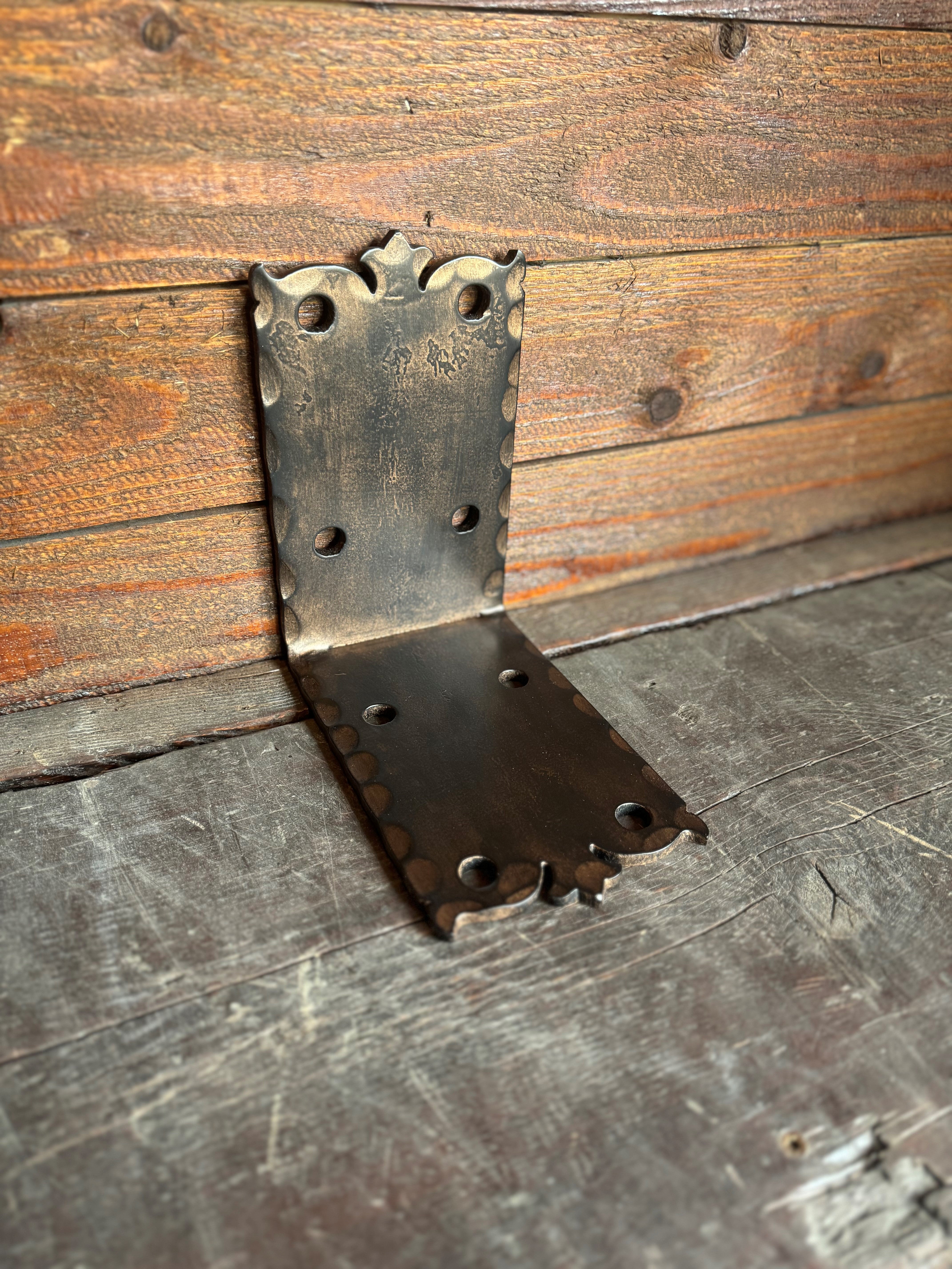 Art Nouveau Iron Angle Brace