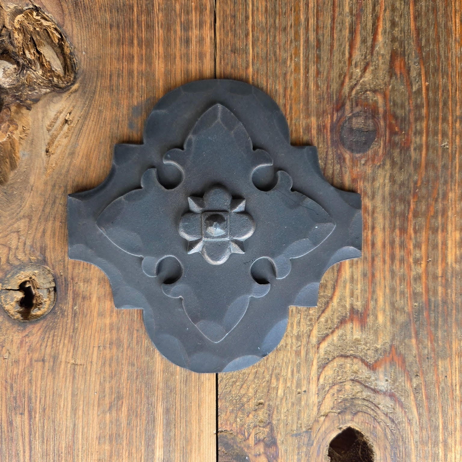 Barcelona Iron Rosette
