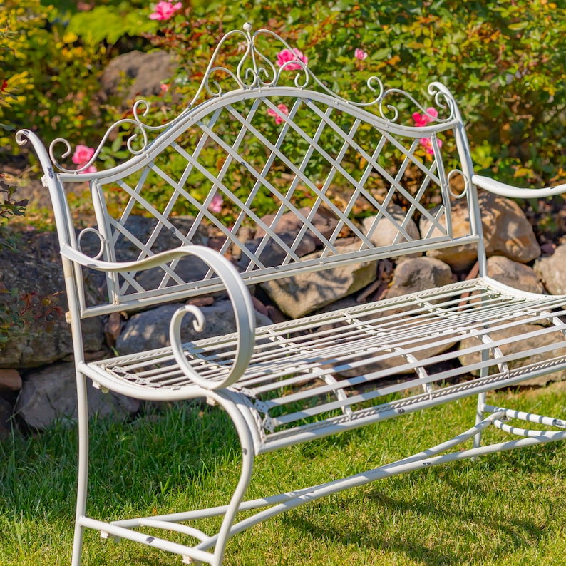"Stephania" Victorian Style Iron Garden Bench Sculptures & Statues Furniture