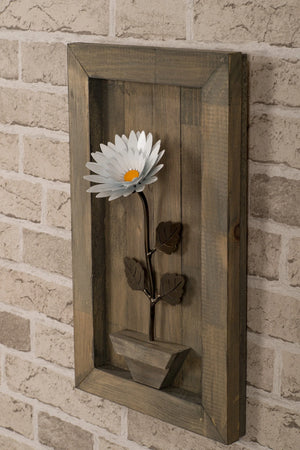 Framed Metal Daisy - Old West Iron