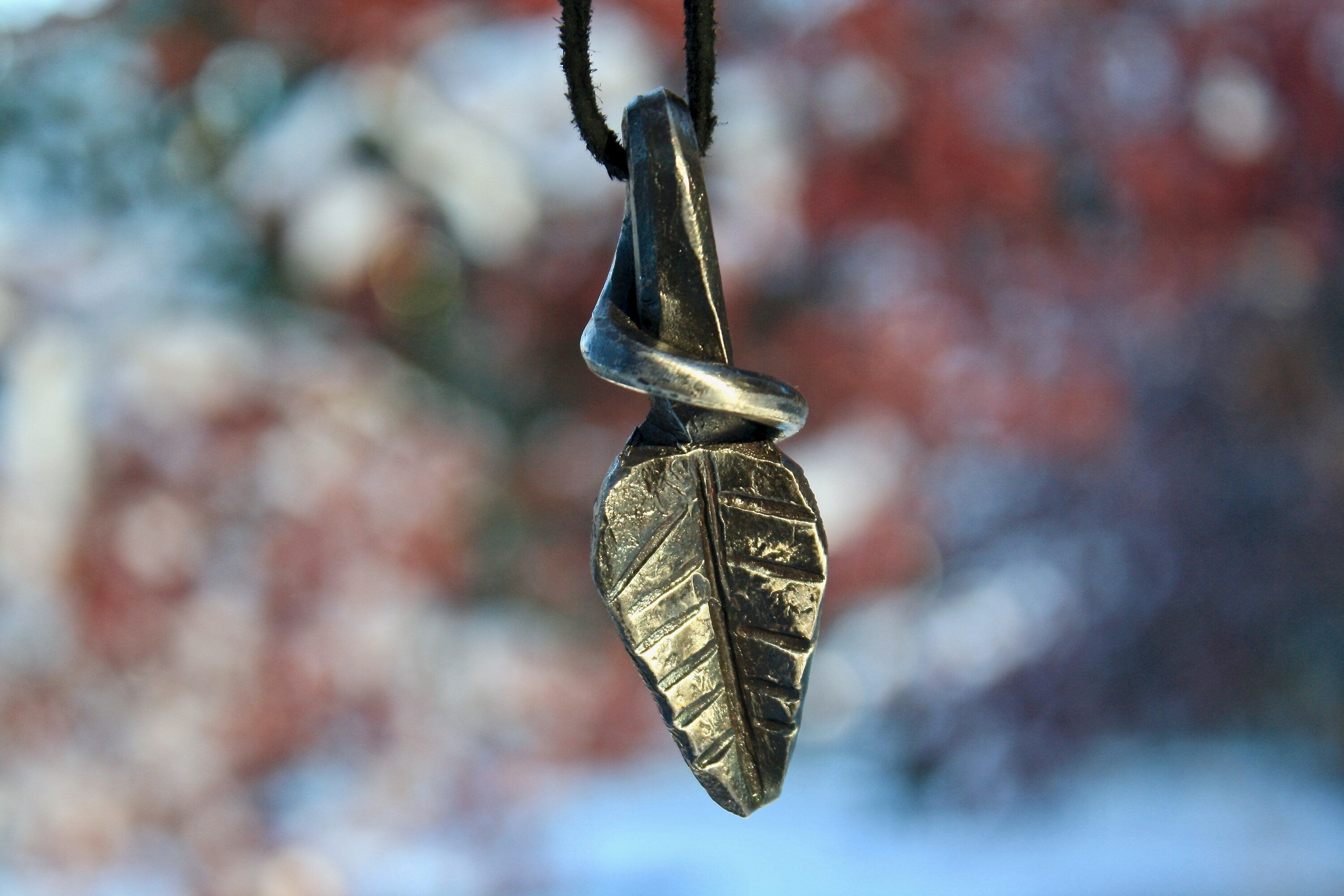 Forged Iron Leaf Pendant Keyring Keychains Gift