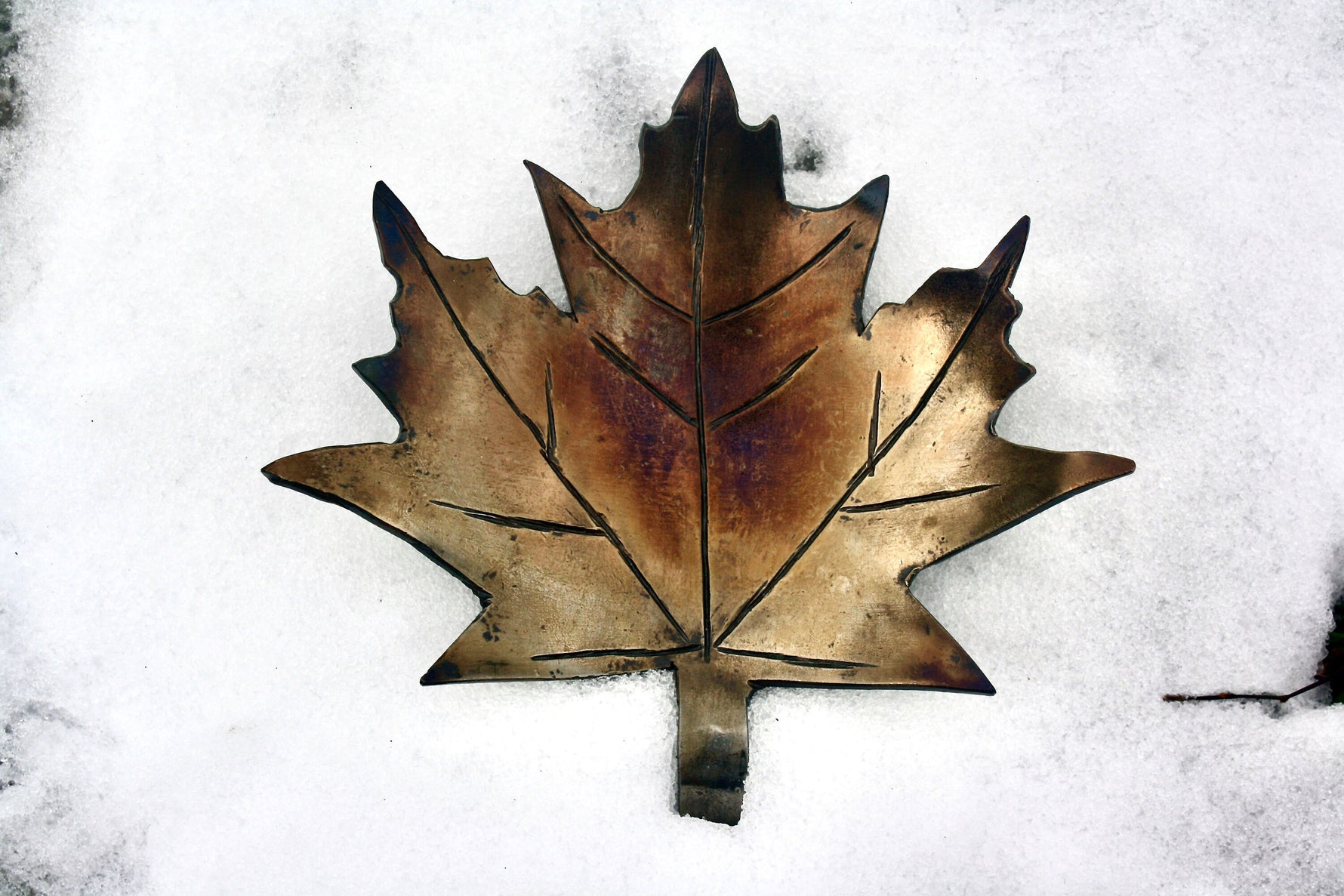Hand Forged Maple Leaf Dish Decorative Bowls Gift