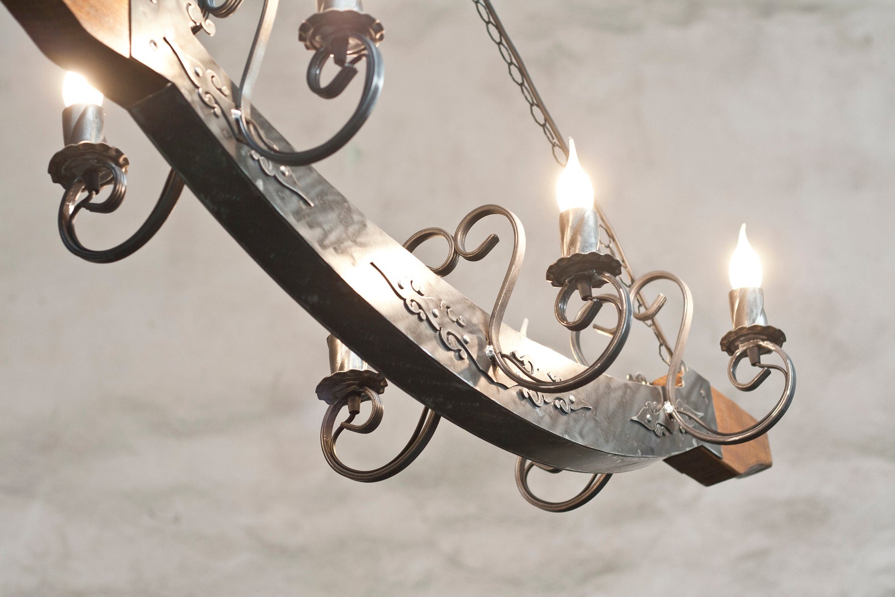 elegant Wrought iron and wood Chandelier Lighting Lighting