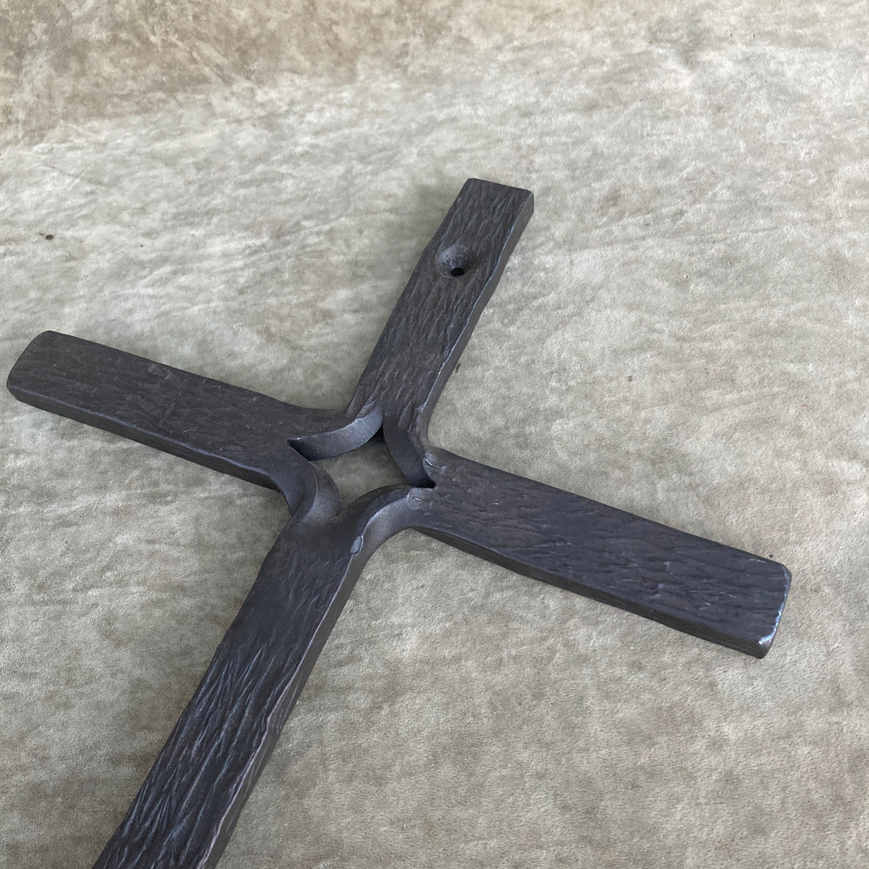 Handforged Iron Cross, Cross Wall Hanging. Handforged Iron Cross, Blacksmith Cross, Iron Wall Decor, Iron Wall Hanging, Iron Cross, Cross