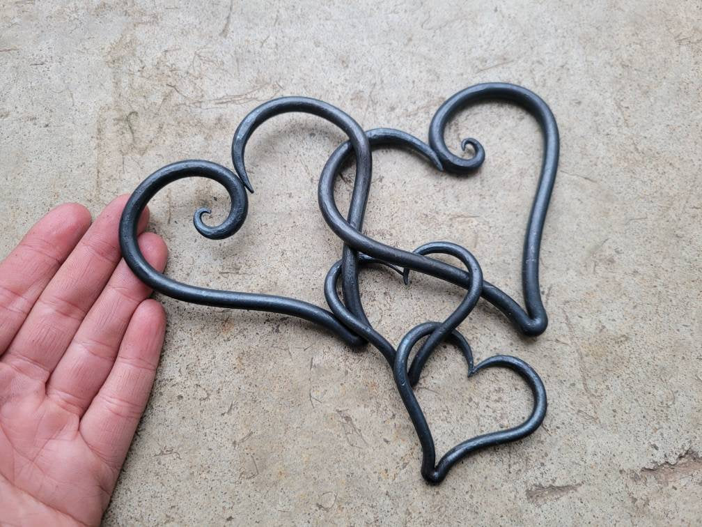 Family of Linked Hearts Decor