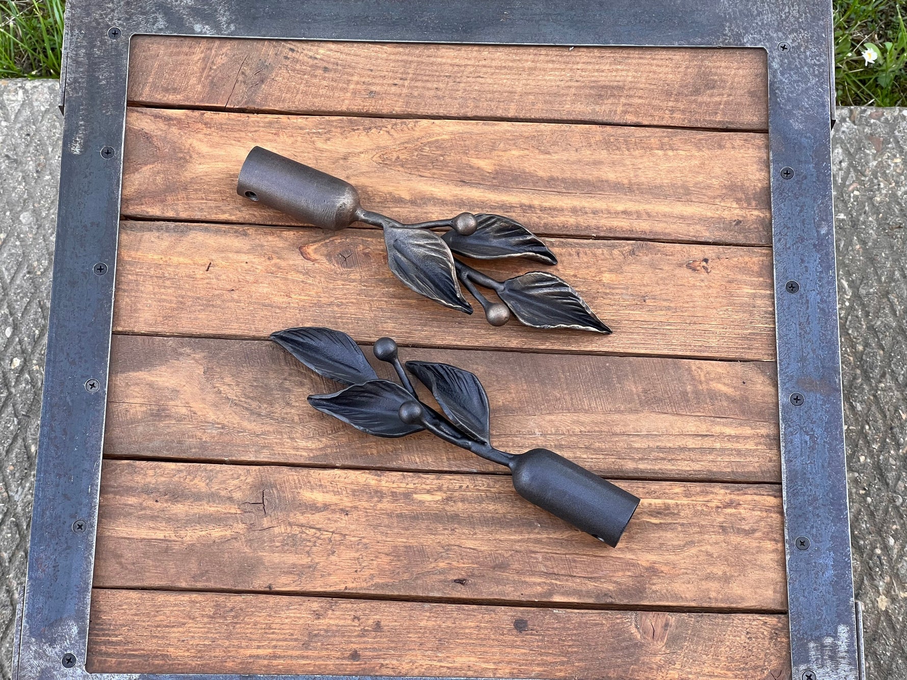 Set of 2 - Wrought Iron Curtain Rod Finials Curtain & Drape Rods Curtain Accessory